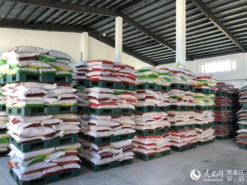 黑龙江蓝谷食品:创新粮食深加工 带动农民增产增收